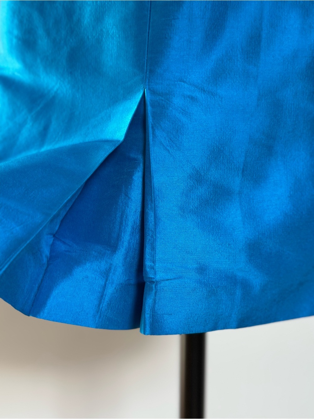 Silk Turquoise Sleeveless Beaded Dress Tulip Skirt - Picture 13 of 17